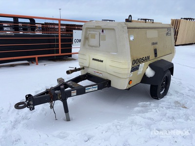 2019 Doosan P250/HP210WDO-T4F Mobile Air Compressor