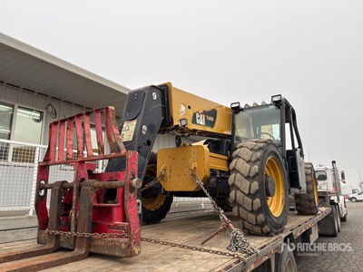 2012 Cat TL943C Verreiker