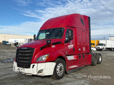 2021 Freightliner Cascadia 126 6x4 T/A Sleeper Truck Tractor