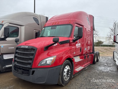 2021 Freightliner Cascadia 126 6x4 T/A Sleeper Truck Tractor