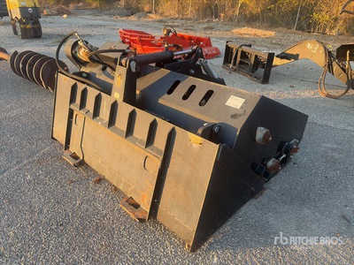 Top Cat 70 in Godet de Criblage pour Chargeuse à Direction à Glissement