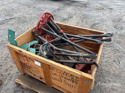 Quantity of Pipe Vice Tripods ورش و مخازن متنوعة