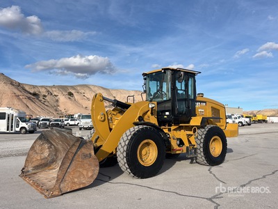 2018 Cat 938M جرافة