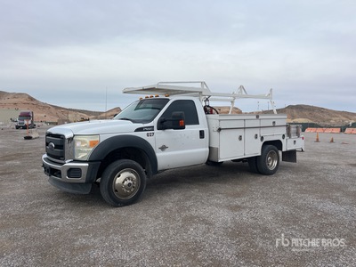 2016 Ford F-550 XL 4x2 Utility Truck