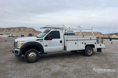 2016 Ford F-550 XL 4x2 Camion utilitaire