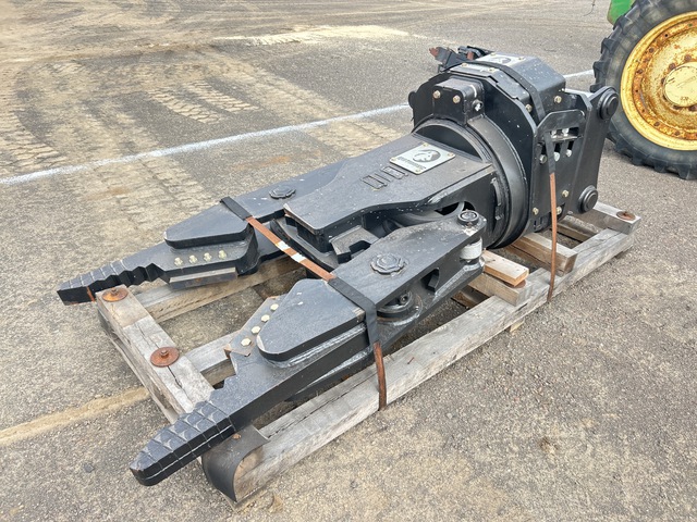 Rotobec PG3405 Q/C Power Grip Grapple - Fits 30 - 35 t Excavator Rotobec PG3405 Q/C Power Grip Grapple - Fits 30 - 35 t Excavator