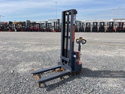 2025 STARVOX CDD15 1500 kg PALLET Elektro-Hochhubwagen (Unused)