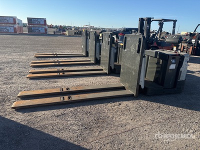 2014 Barrett SPXT2W3G60BV 6000 lb Electric Transpalette