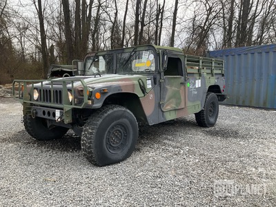 AM General M1097R1 HMMWV 2 Door Soft Top w/Truck Body
