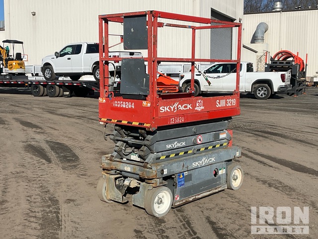ELEVADOR TIJERA 2015 SKYJACK SJIII3219