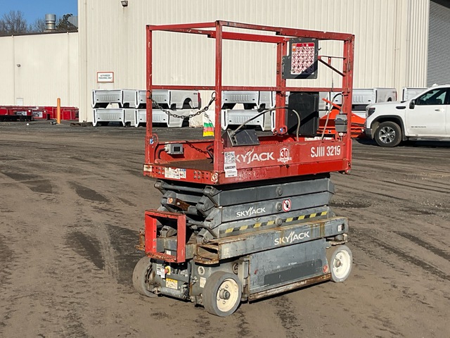 2015 Skyjack SJIII-3219 Electric Scissor Lift