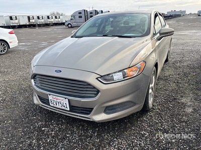 2016 Ford Fusion SE Automobile