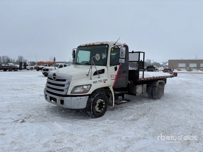 2013 Hino 268 4x2 Roll-Off Truck