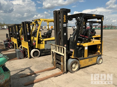 2016 Yale ERC050VG 4-Wheel Sit Down 6650 lb Chariot Élévateur Électrique (Inoperable)