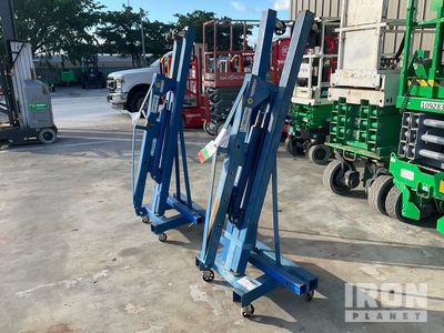 Quantity of (2) O'Reilly PTTPT34132 Engine Hoists