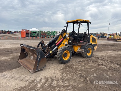 2018 JCB 407 Wheel Loader