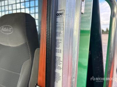 2014 Peterbilt 348 Rollback Truck