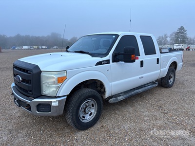 2013 Ford F-250 4x4 Crew Cab Pickup
