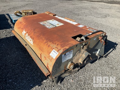 Bobcat 72 in Barredora para minicargadora (Inoperable)