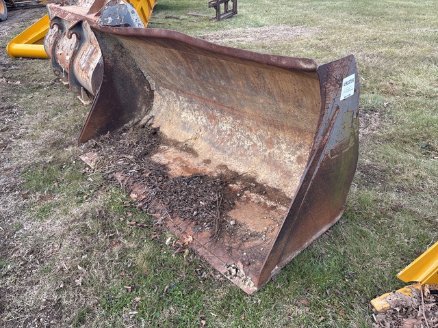 Volvo 88 in General Purpose Wheel Loader Bucket
