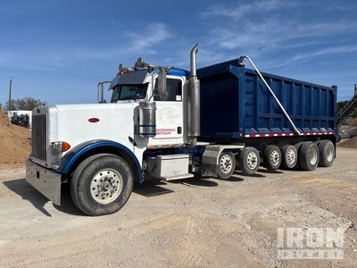 2006 Peterbilt 378 14x4 6 axle Camion-benne à cinq essieux
