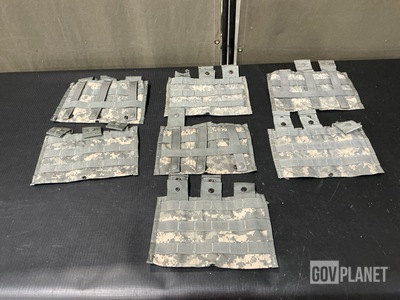 (137) M4 Three Mag Pouches