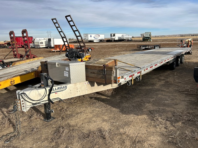 2023 Millroad 40 ft Tri/A Equipment Trailer