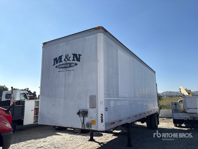 1999 Utility 28 ft x 102 in S/A Van Trailer