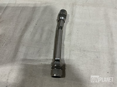 (13) Eaton AE1002485M0120 Hose Assemblies