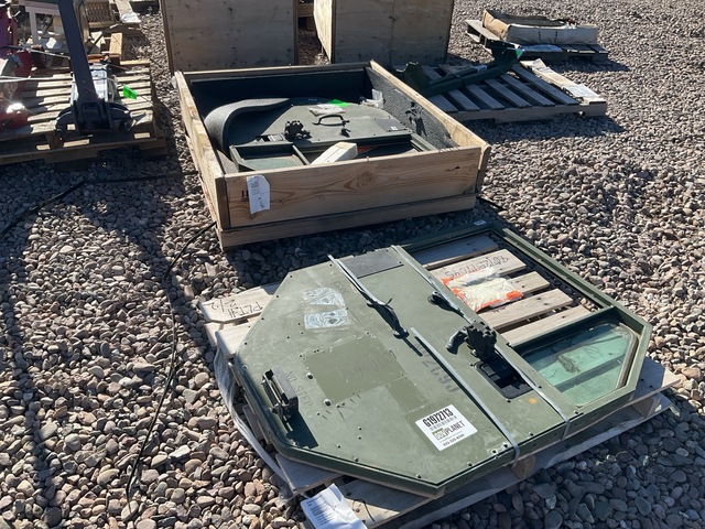 (2) Oshkosh 1719450 U Vehicular Doors