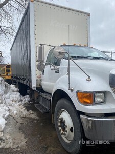 2012 Ford F-750 Curtain Side Truck
