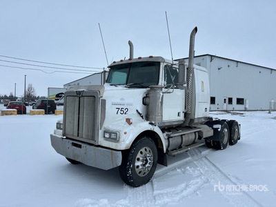 2001 Western Star 4864FX 6x4 T/A Sleeper Truck Tractor