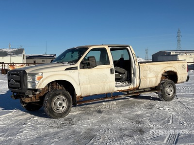 2011 Ford F-350 4x4 Crew Cab Pickup