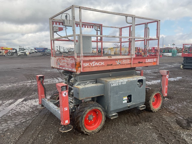 2017 Skyjack SJ6832 RT Diesel 4x4 Scissor Lift