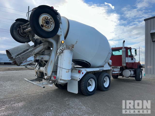 CAMIóN REVOLVEDOR 2003 INTERNATIONAL MCNEILUS