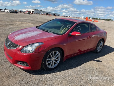2012 Nissan Altima 3.5RS Automobile