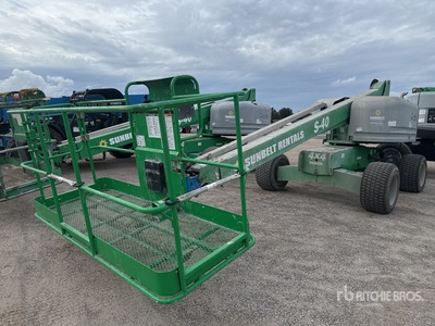 2016 Genie S40 4WD Diesel Telescopic Boom Lift