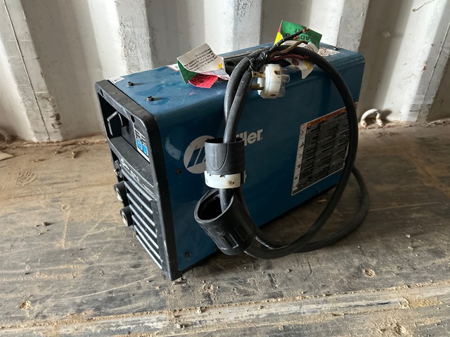 2022 Miller CST282 282 A Mobile Stick Electric Welder
