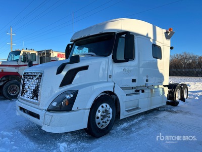 2015 Volvo VNL64T 6x4 Cabeza Tractora Cabina Dormitorio