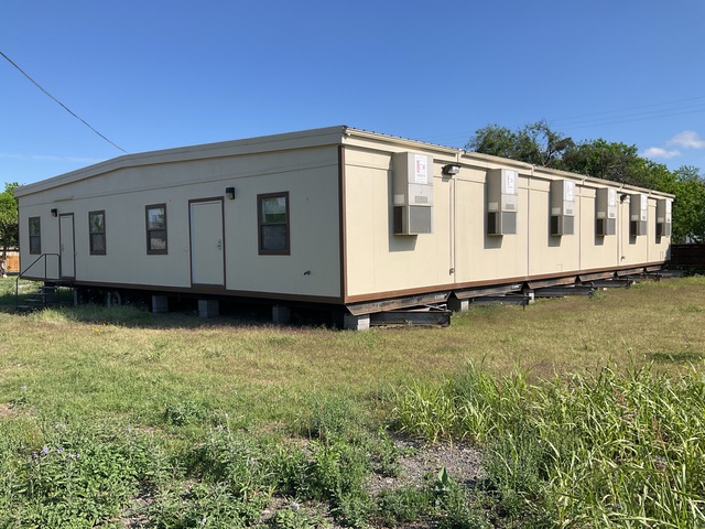 Quantity of (6) 56 ft 02 in x 13 ft 11 in Portable 5/Axle Mobile Office