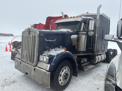 2004 Kenworth W900 6x4 Sleeper Truck Tractor
