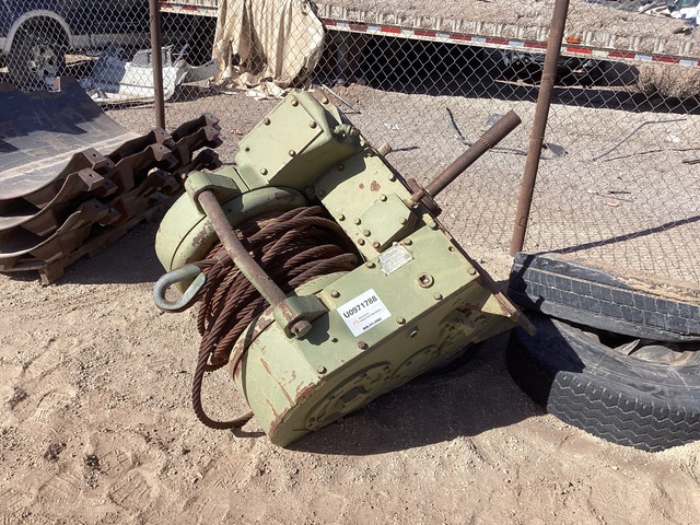 Hyster D7K Crawler Tractor Winch