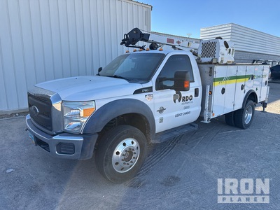 2016 Ford F-550 4x4 Camion de service