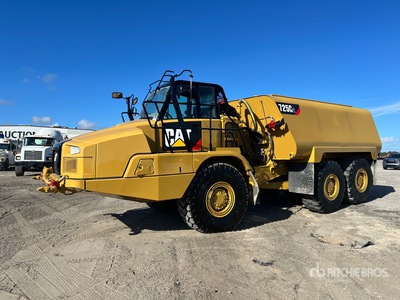 2019 Cat 725C2 6x6 Vagón transportador de agua