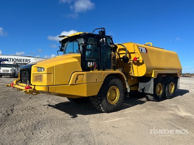 2020 Cat 730 6x4 Water Wagon