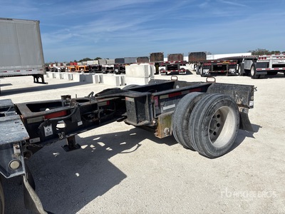 2006 Trail King S/A Booster Axle