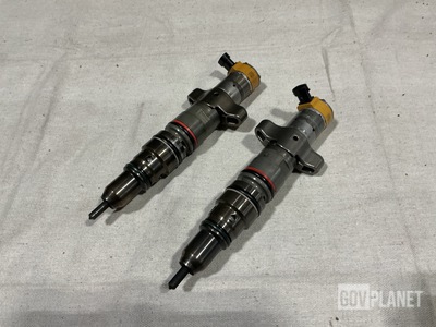 (2) Cat 238-8091 Fuel Injectors