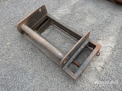 Telehandler Manual Coupler