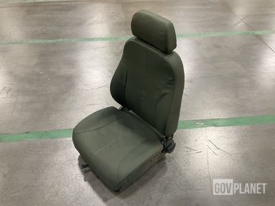 (70) Navistar Defense 3113007C91L Vehicular Seats