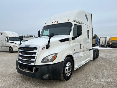 2019 Freightliner Cascadia 126 6x4 T/A Sleeper Truck Tractor